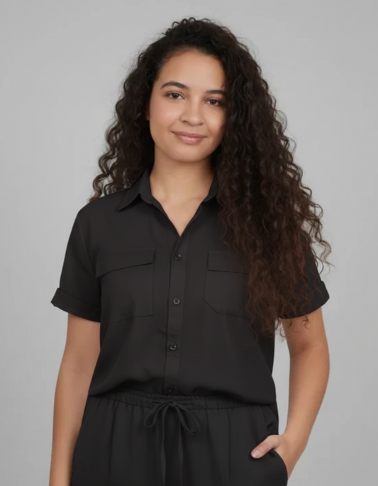 BLUSA LOFT ESSENTIAL NEGRA