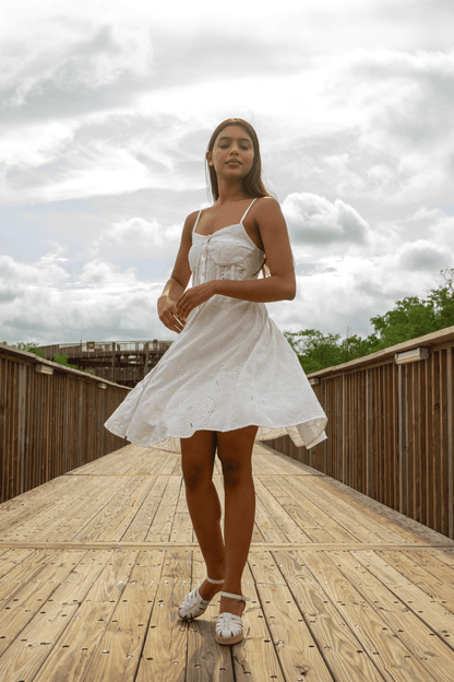 VESTIDO REINITA DORADA